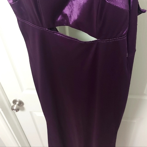 Elegant Purple Satin Dress - Picture 5 of 6